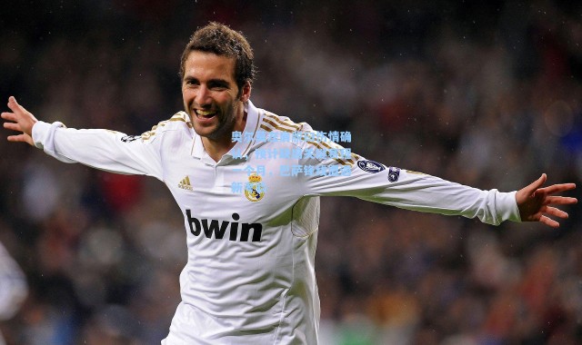 奥尔莫左肩脱臼伤情确认，预计缺席关键赛程一个月，巴萨锋线遭遇新考验